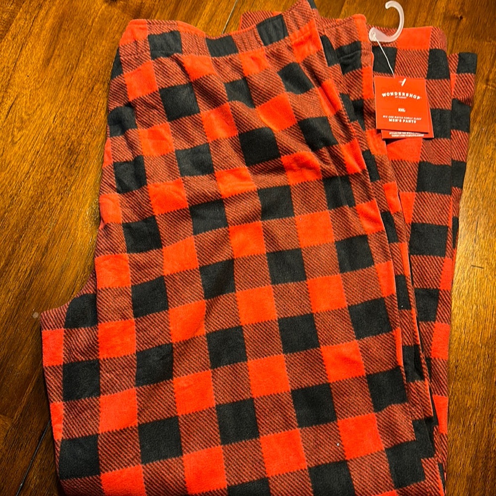 NWT- Target Wondershop- Men’s pajama pants- buffalo plaid- size XXL